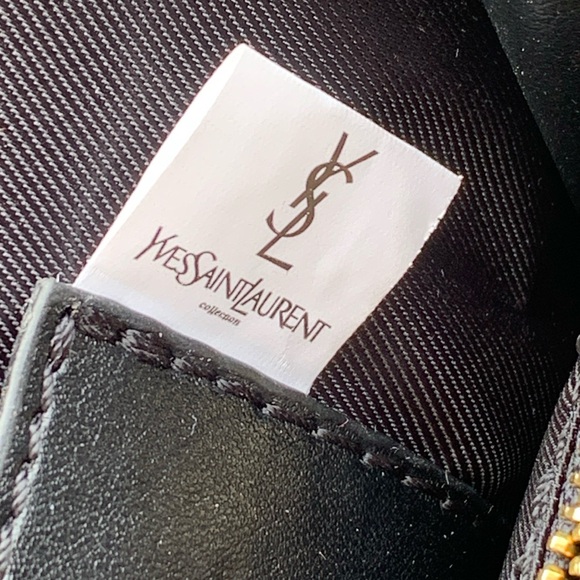 Saint Laurent All Crossbody Bags. Mini Manhattan in Box Crossbody Bag - Picture 14 of 16